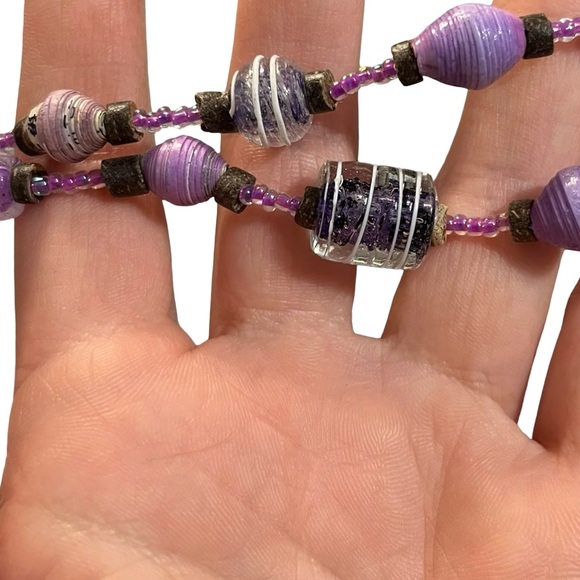 🍫3 for $24🍫 Boho Purple Glass Paper Beaded Necklace CC - Picture 2 of 4